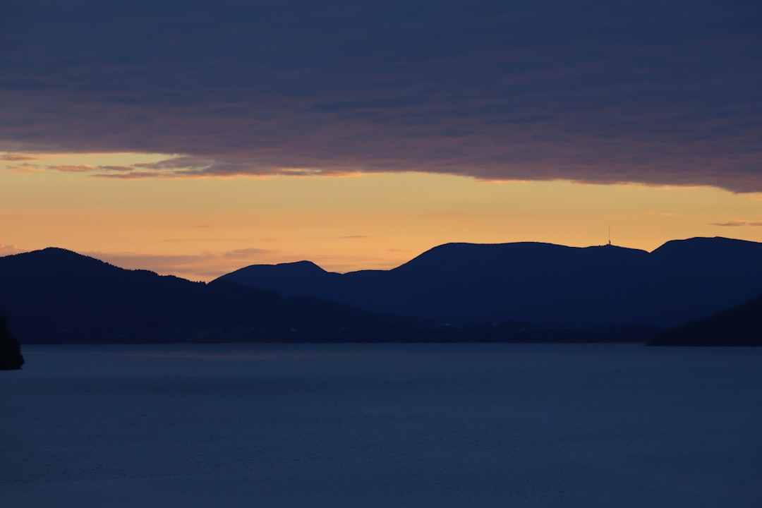 Hurtigruten: Postschiffroute von Bergen zum Nordkap ab 1.574€ p.P.