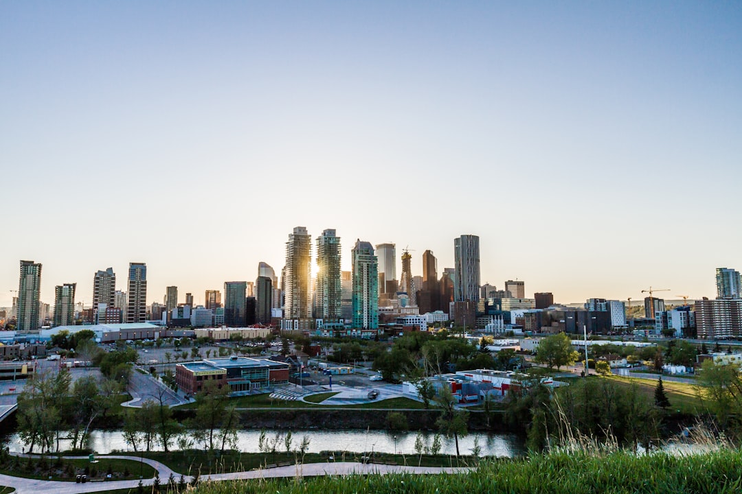 Last Minute: Calgary ab 1.572€ in Condor Business Class nonstop