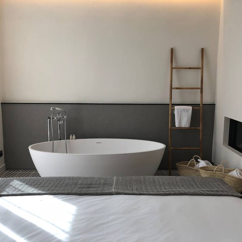 Luxus pur: Premium-Deluxe-Zimmer im Roomers München ab 249€