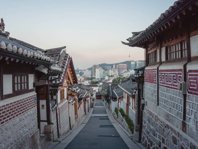 Seoul-Flüge ab 440€: LOT Angebote ab Amsterdam entdecken