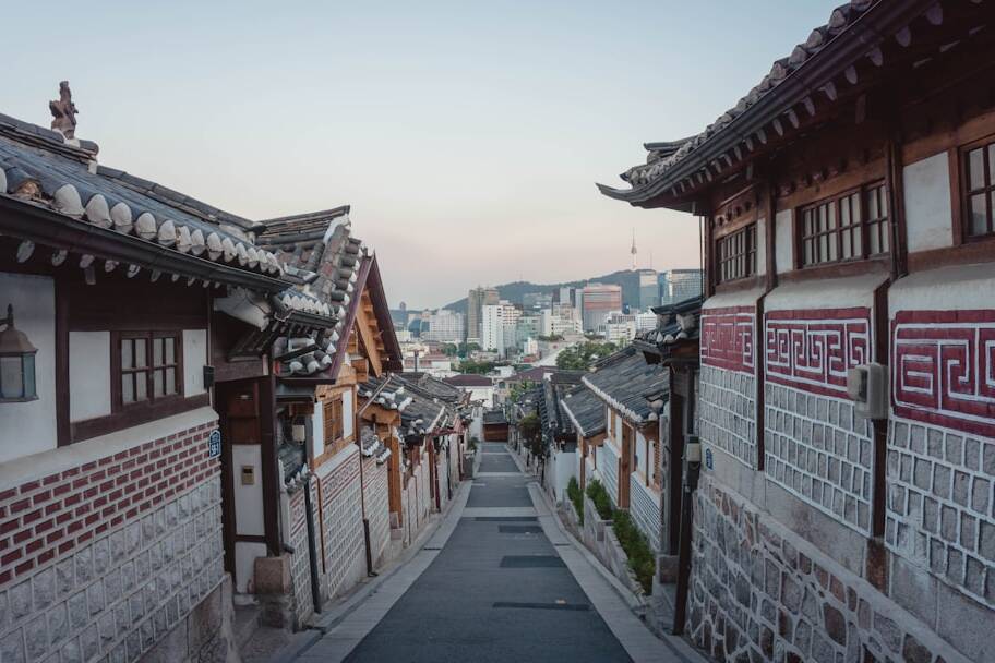 Seoul-Flüge ab 440€: LOT Angebote ab Amsterdam entdecken