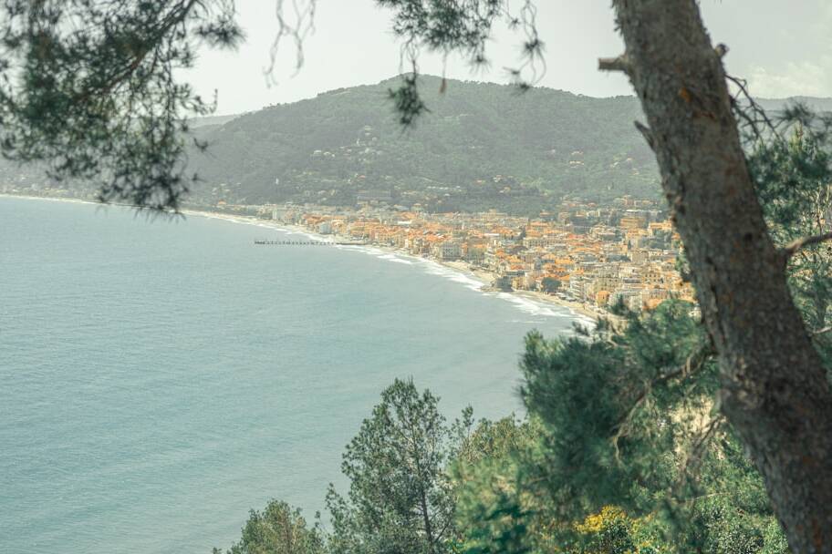 Costa Favolosa: 10 Nächte von Savona nach Hamburg ab 669€