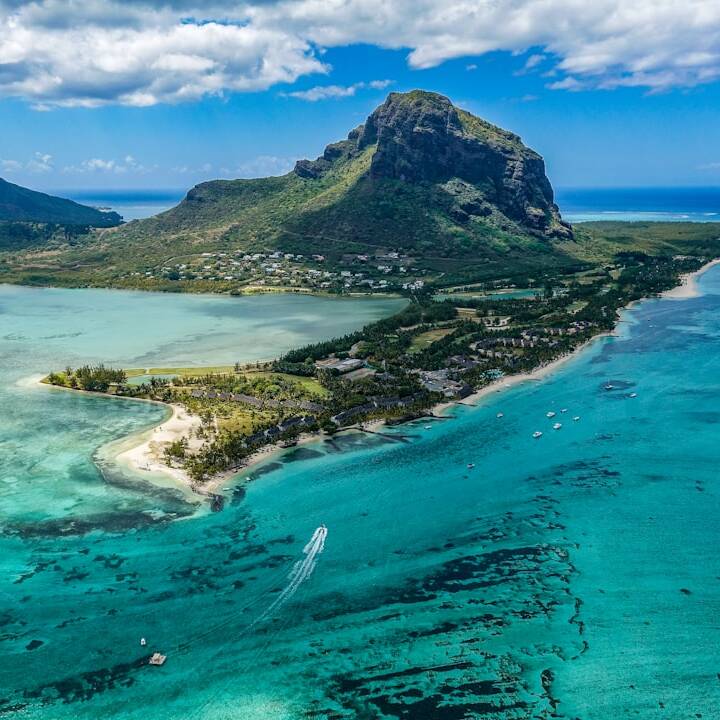 Mauritius ab 1.422€: Saudia Business Class ab Frankfurt/München