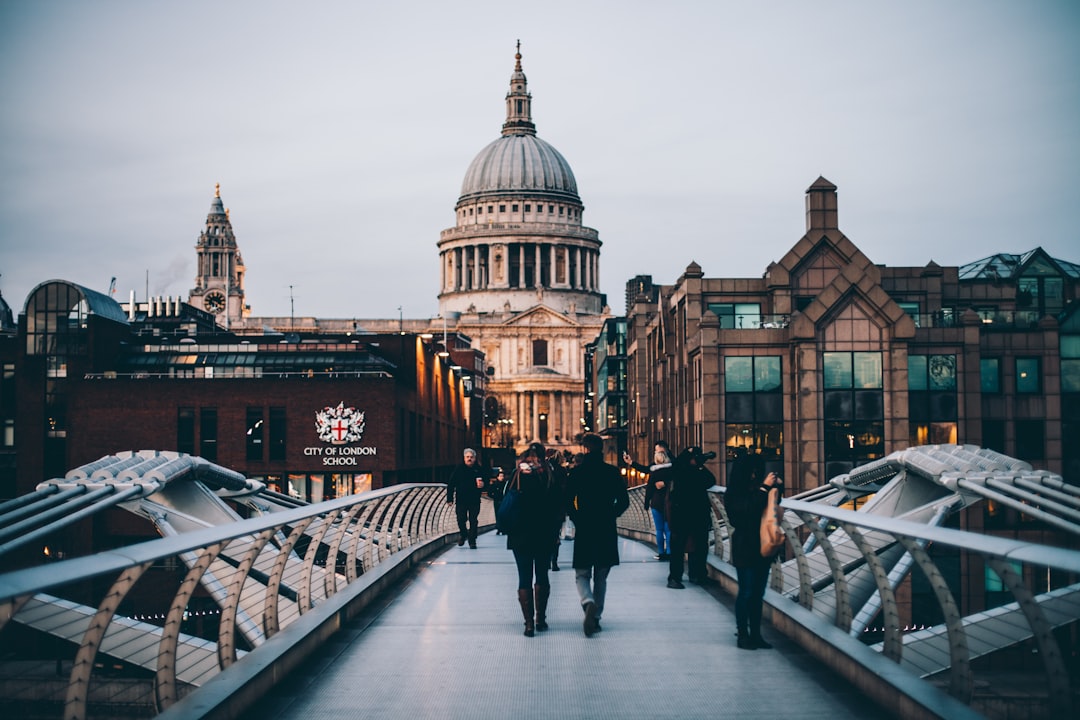 London-Flug ab 75€ mit British Airways ab Luxemburg