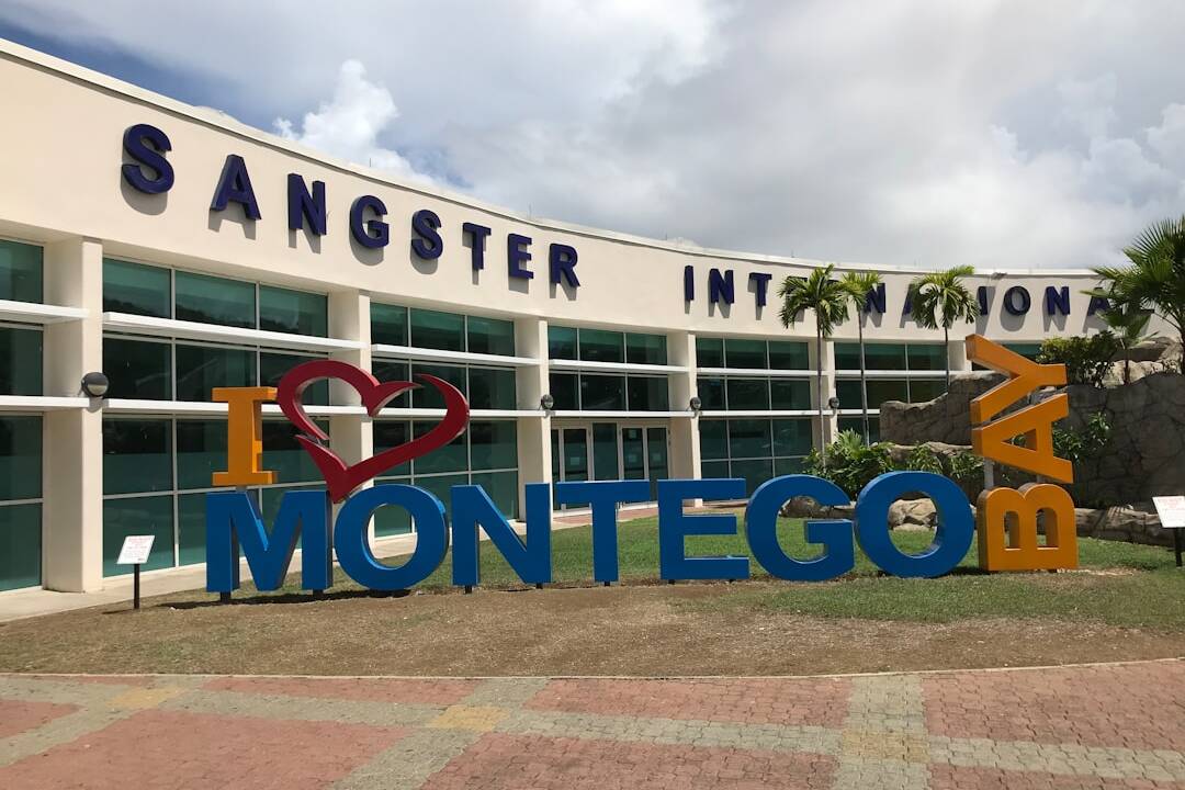 Luxusflug: Condor Business Class nach Montego Bay ab 1.410€