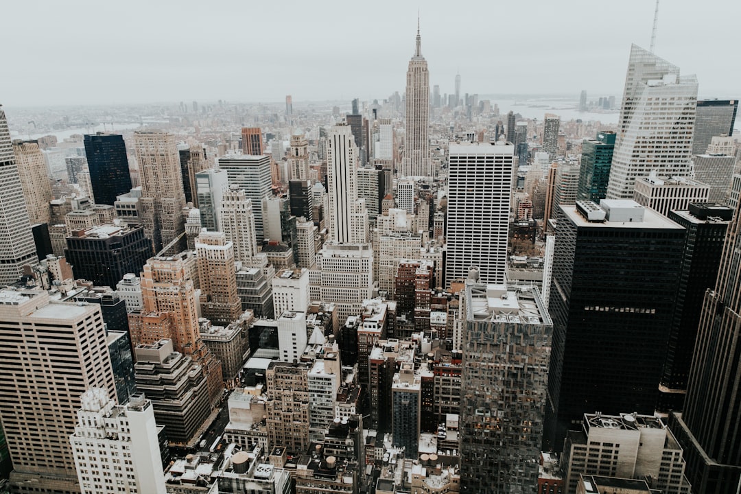 Luxusflug nach New York: LOT Business Class ab Oslo