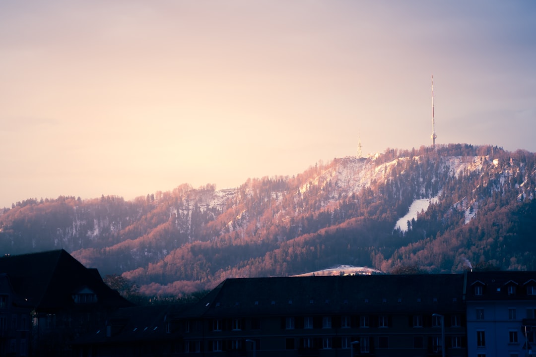 Nachtreisen Schweiz: Junge Vorteile für 99 CHF / 107€!