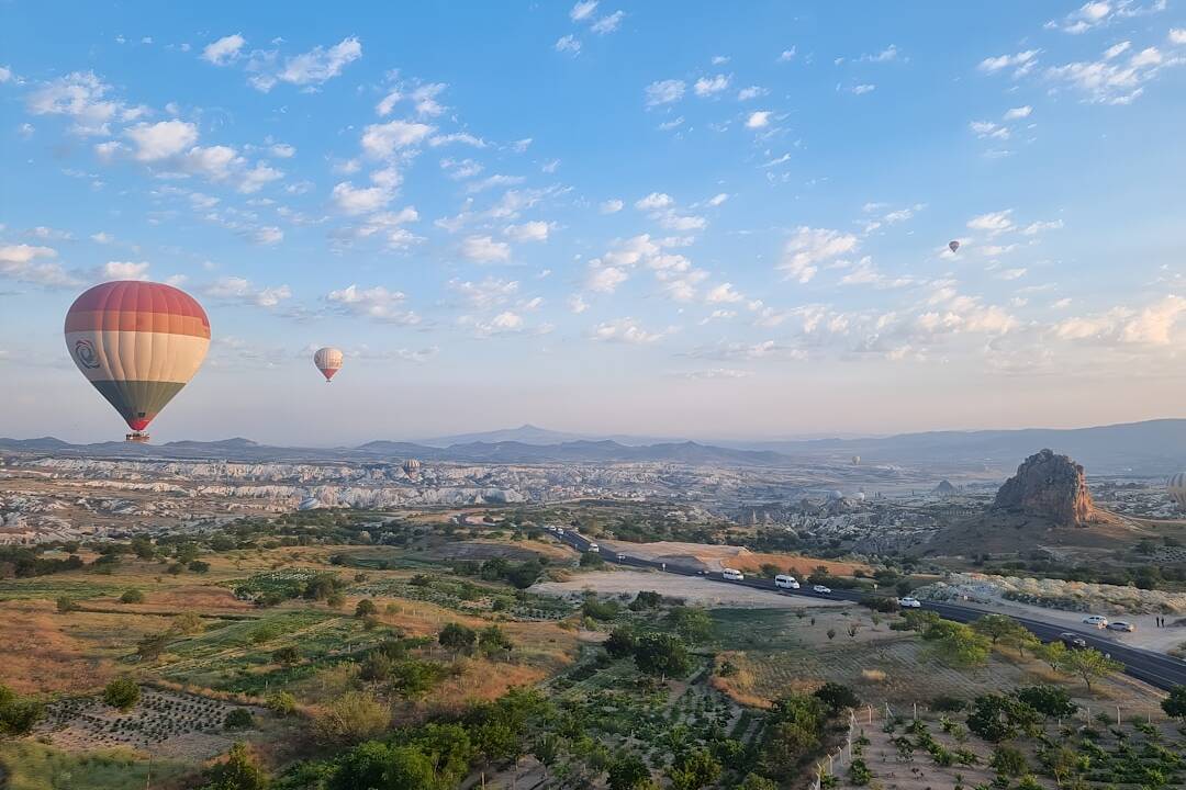 ADAC Reisemagazin: 7 Ausgaben + 40€ Amazon-Gutschein
