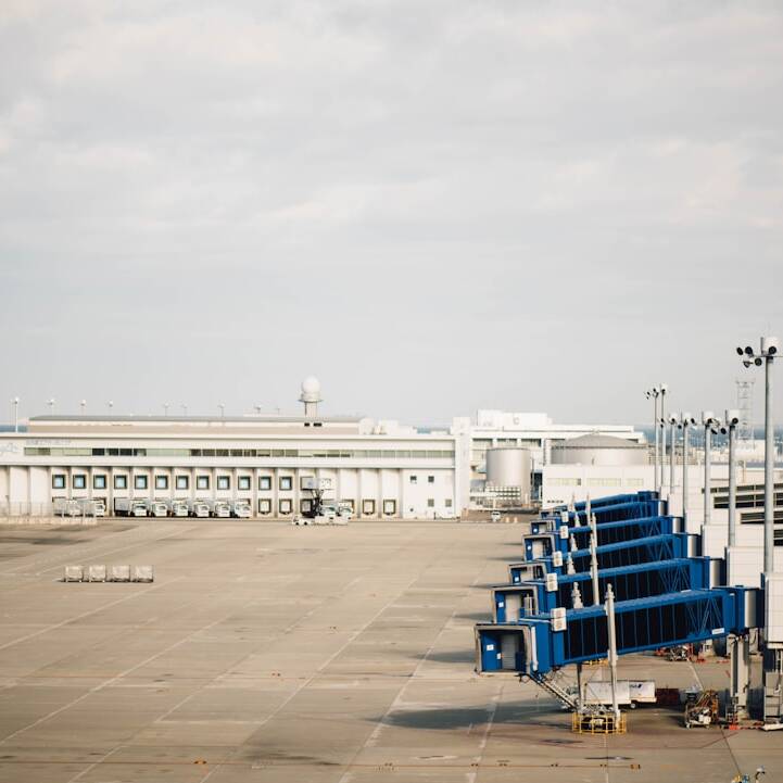 Hotel-Status sichern: Oneworld Sapphire für 192€ bei Royal Jordanian