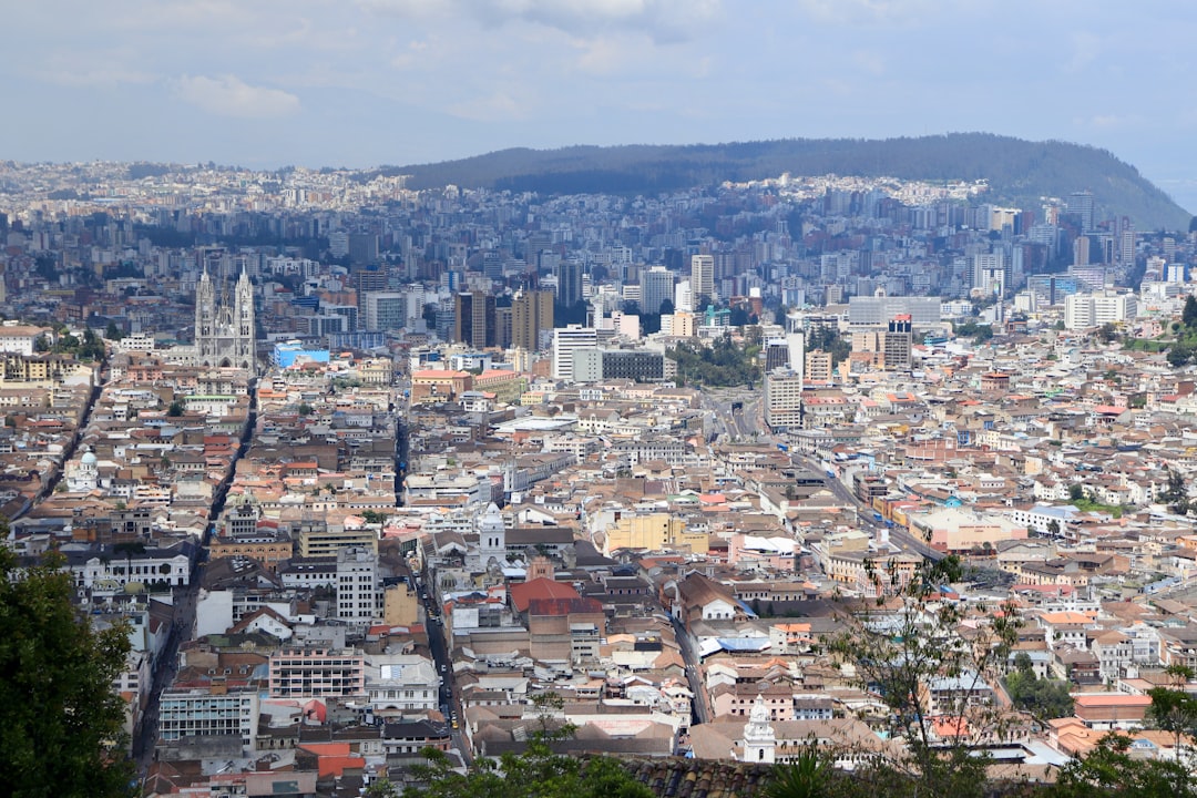Luxusreise nach Quito: Air Europa Business Class ab 1.726€