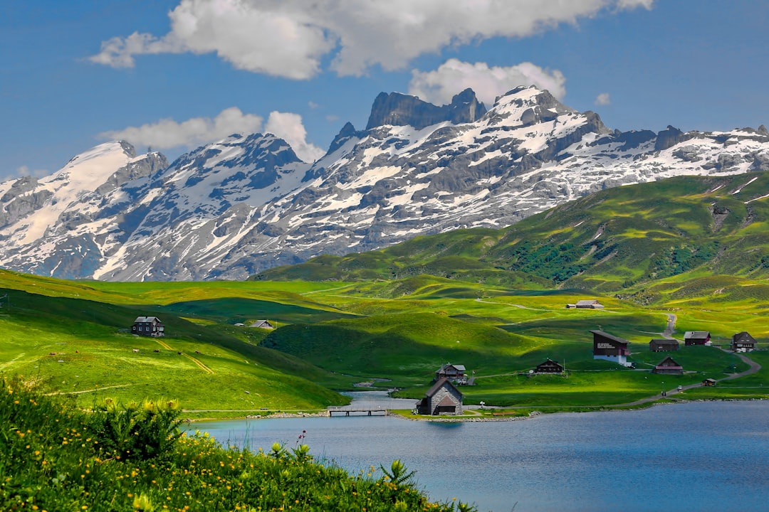 Entdecke die Schweiz: 1 Monat Bahn & Bus für 355 CHF