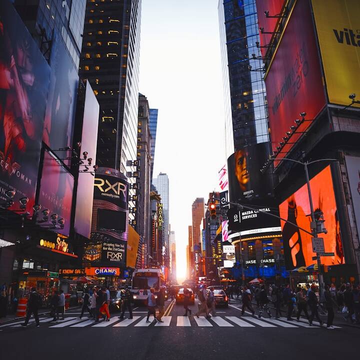 Berlin nach New York: Premium Economy ab 649€ buchen!