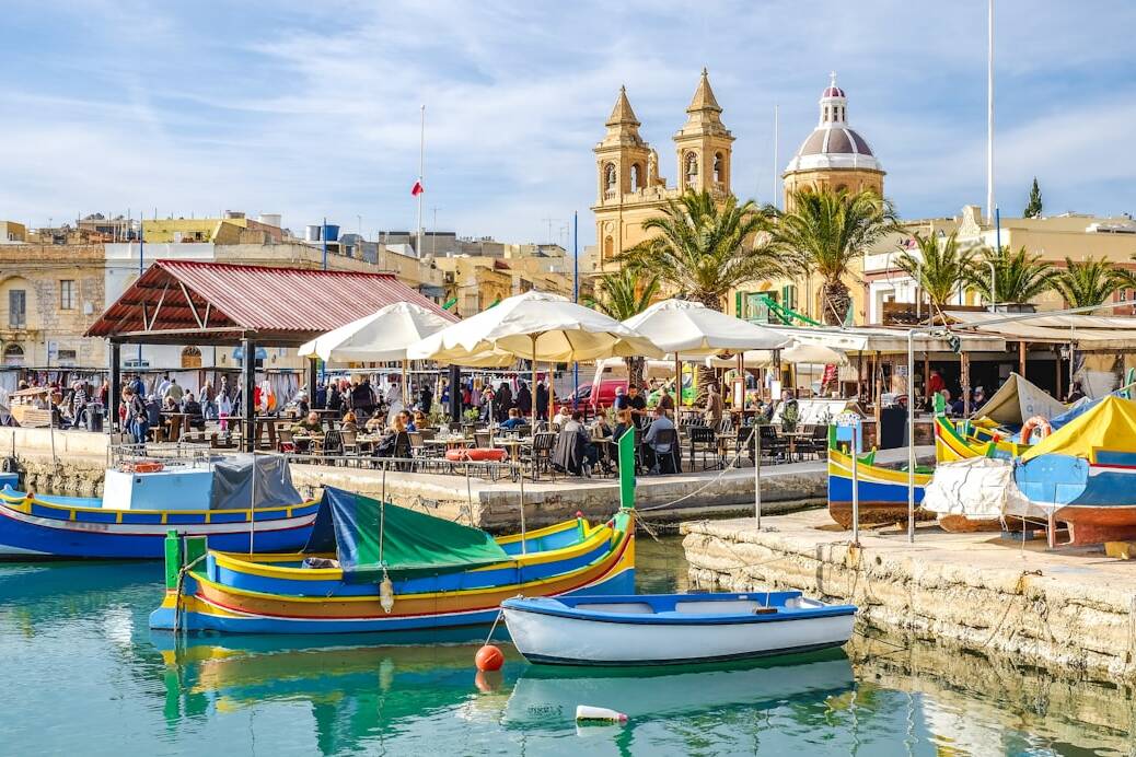 Erlebe 15 Nächte auf der MSC Poesia: Hamburg-Malta Abenteuer