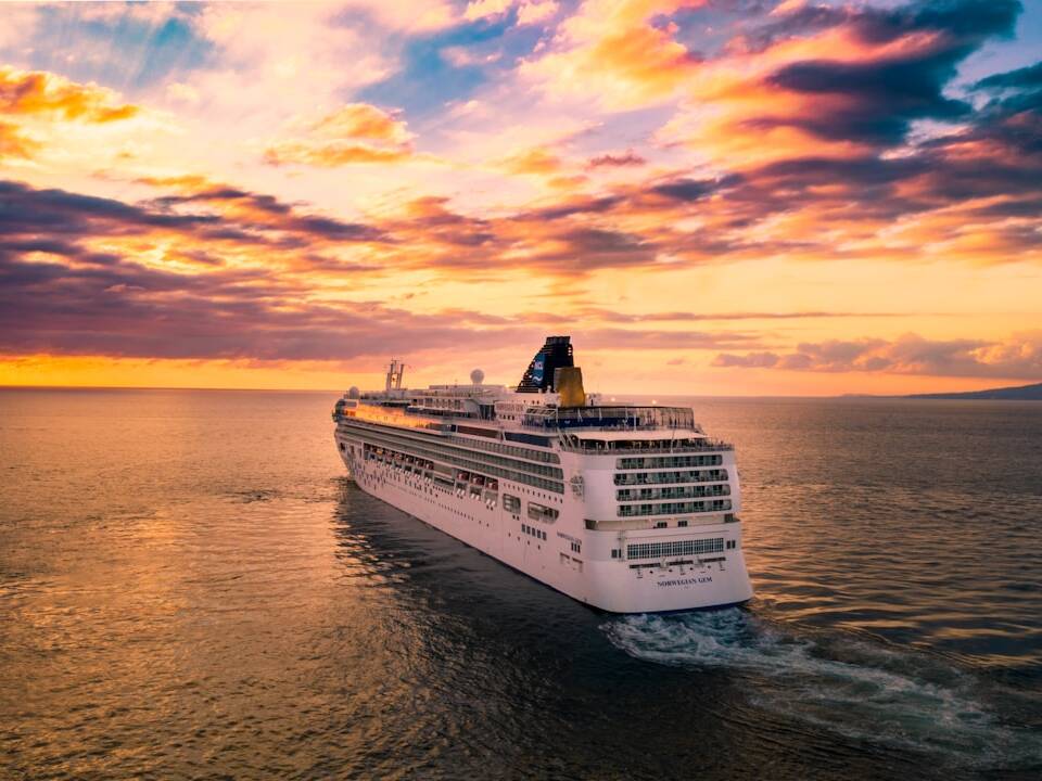 Kreuzfahrt von Hamburg: 10 Nächte auf der neuen Queen Anne ab 1.090€