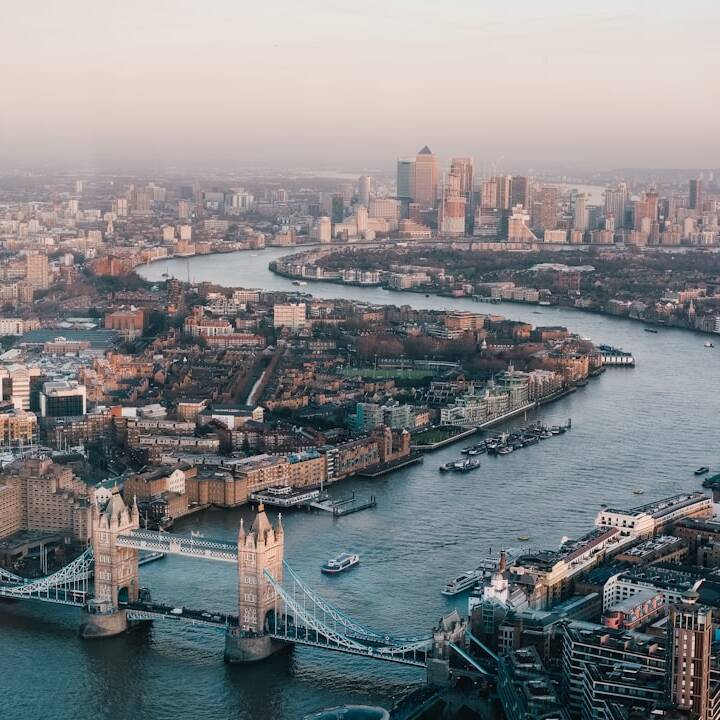 London Reise: Hin- und Rückflug ab 9.500 Avios + 46€ inkl. Gepäck