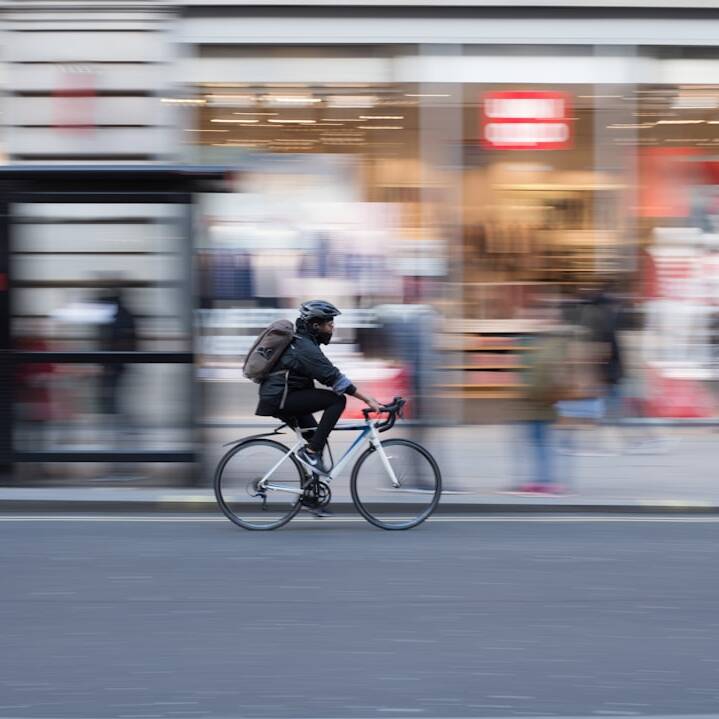SBB Halbtax PLUS: Sparen Sie bis zu 42% beim ÖV-Guthaben
