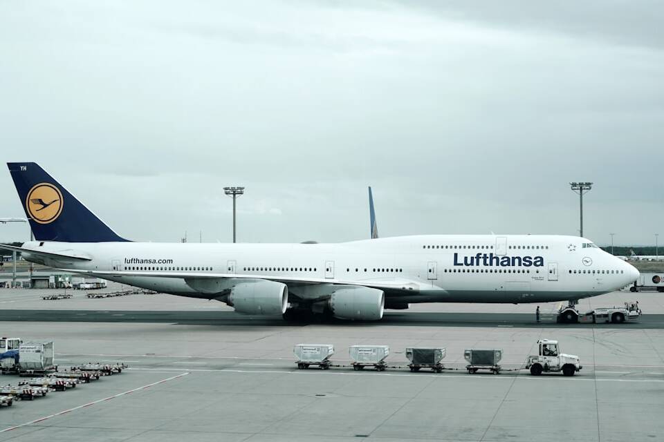 Telekom-Kunden: Kostenloses WLAN auf Lufthansa Europaflügen