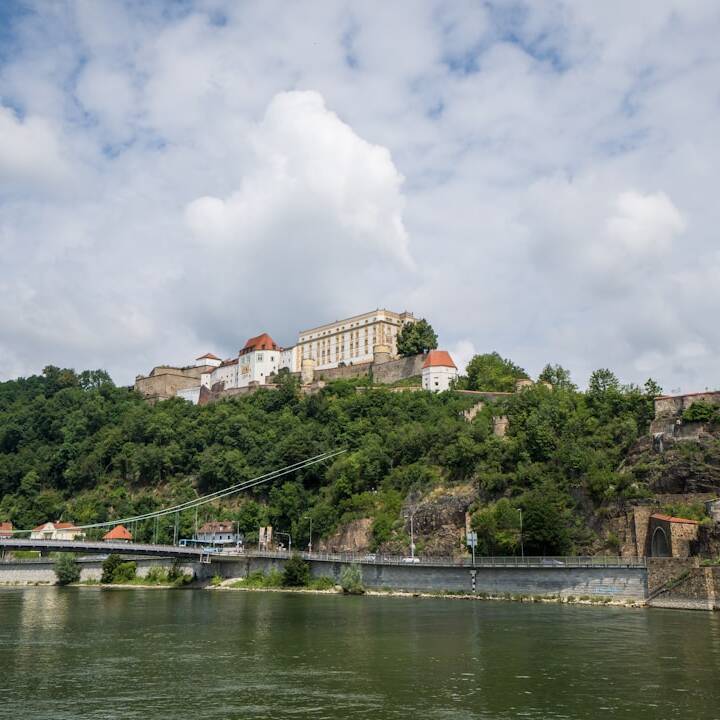 14 Nächte Donaukreuzfahrt: Passau mit MS Viktoria ab 1.279€
