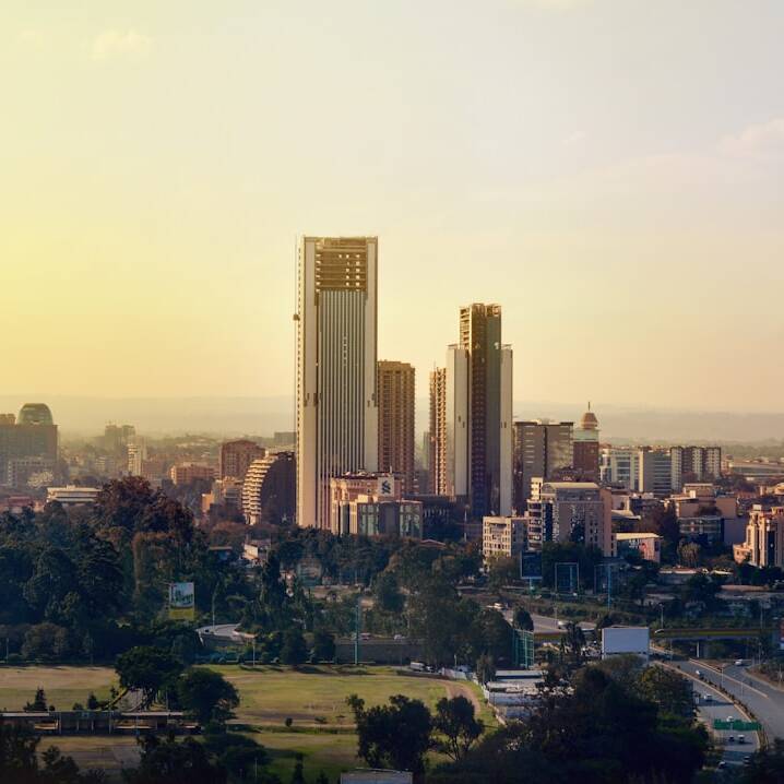 Luxusreise nach Nairobi: Gulf Air Business Class ab 538€