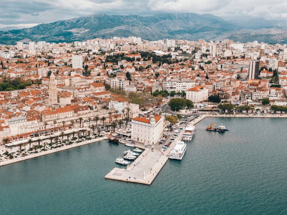 Günstige Condor-Flüge Düsseldorf-Split: Angebote ab 134€