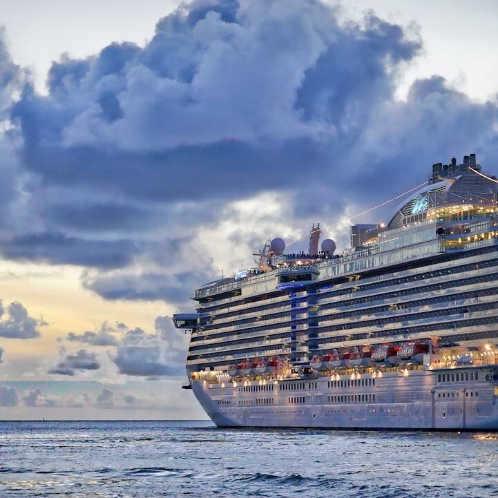 10-Nächte-Oceania-Kreuzfahrt Weihnachten ab 1.589€