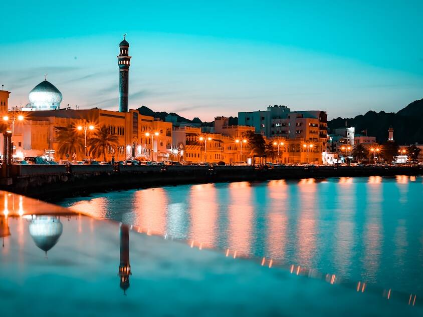 Flüge nach Maskat ab 324€ inkl. Gepäck – Ab Basel!