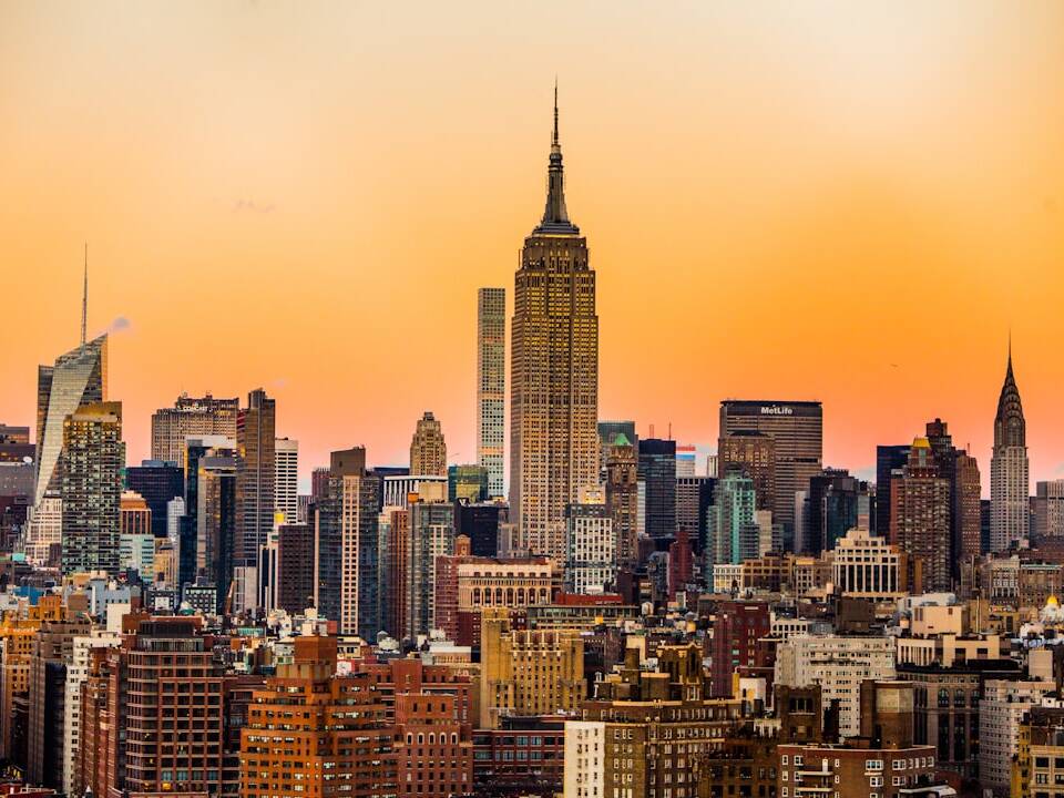 New York: Condor Premium Class ab 550€ - DACH Last-Minute