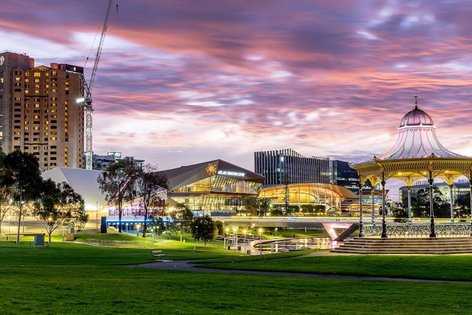 Luxusreise nach Adelaide: Business Class ab 1.286€