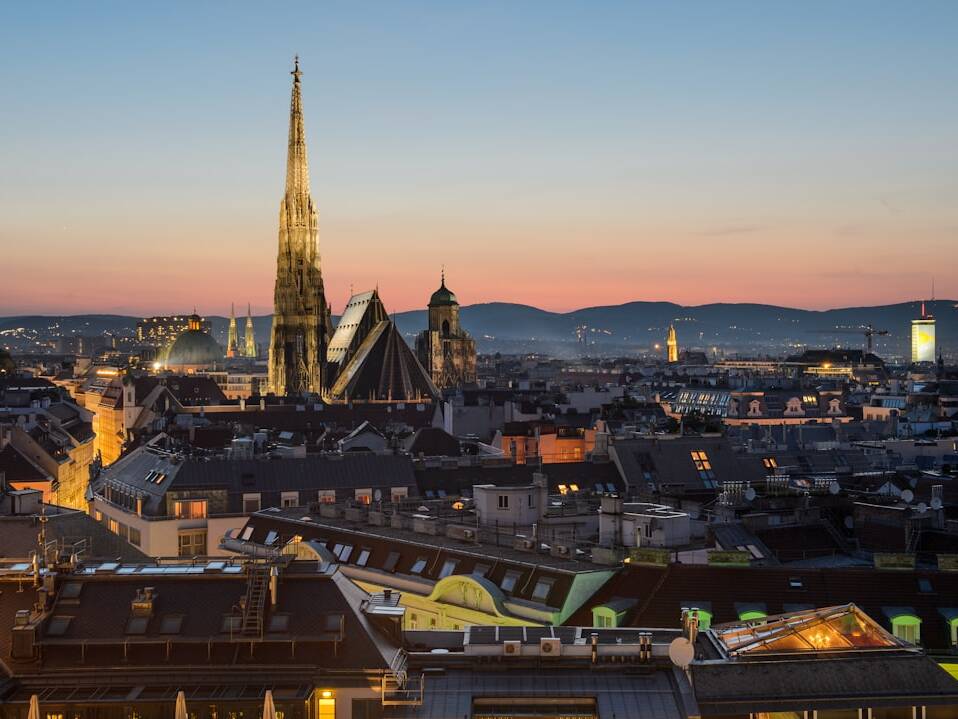 Premium Economy: Australien → Wien ab 589€ inkl. Gepäck